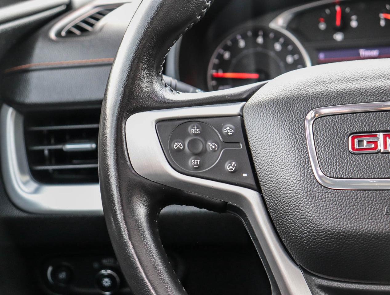 2021 GMC Terrain SLT Photo