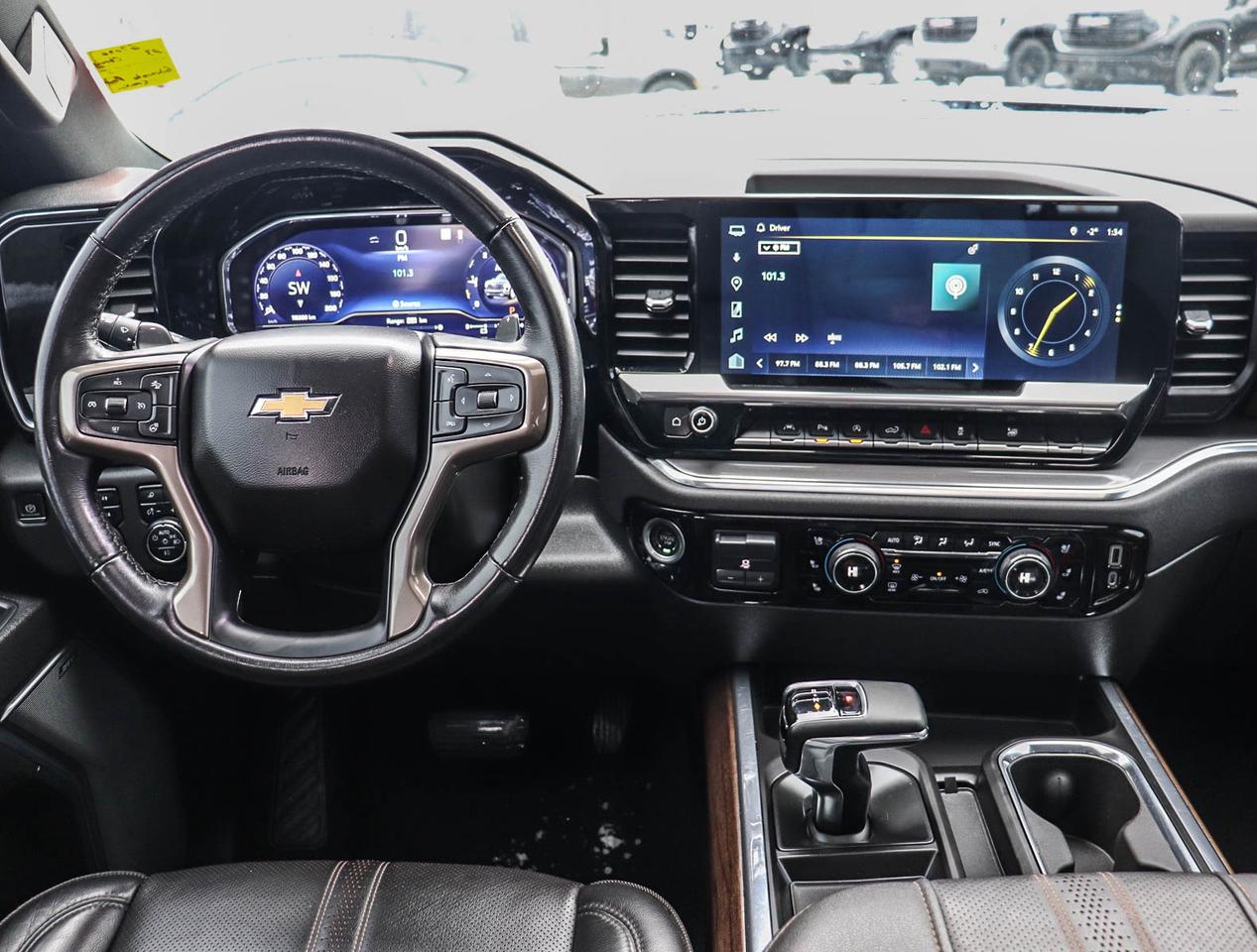 2023 Chevrolet Silverado 1500 High Country Photo