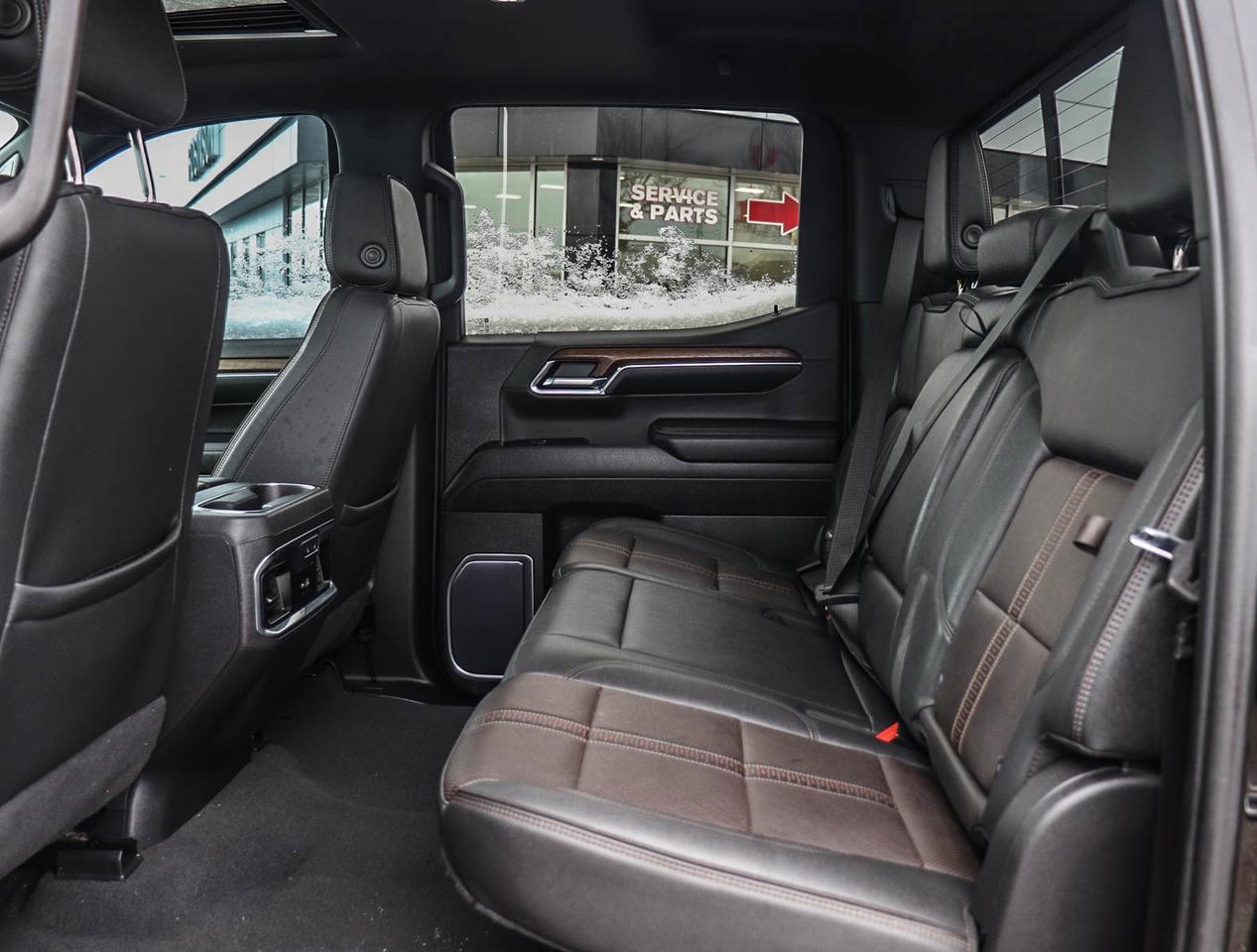 2023 Chevrolet Silverado 1500 High Country Photo