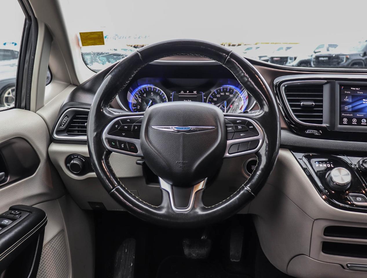 2021 Chrysler Grand Caravan SXT Photo