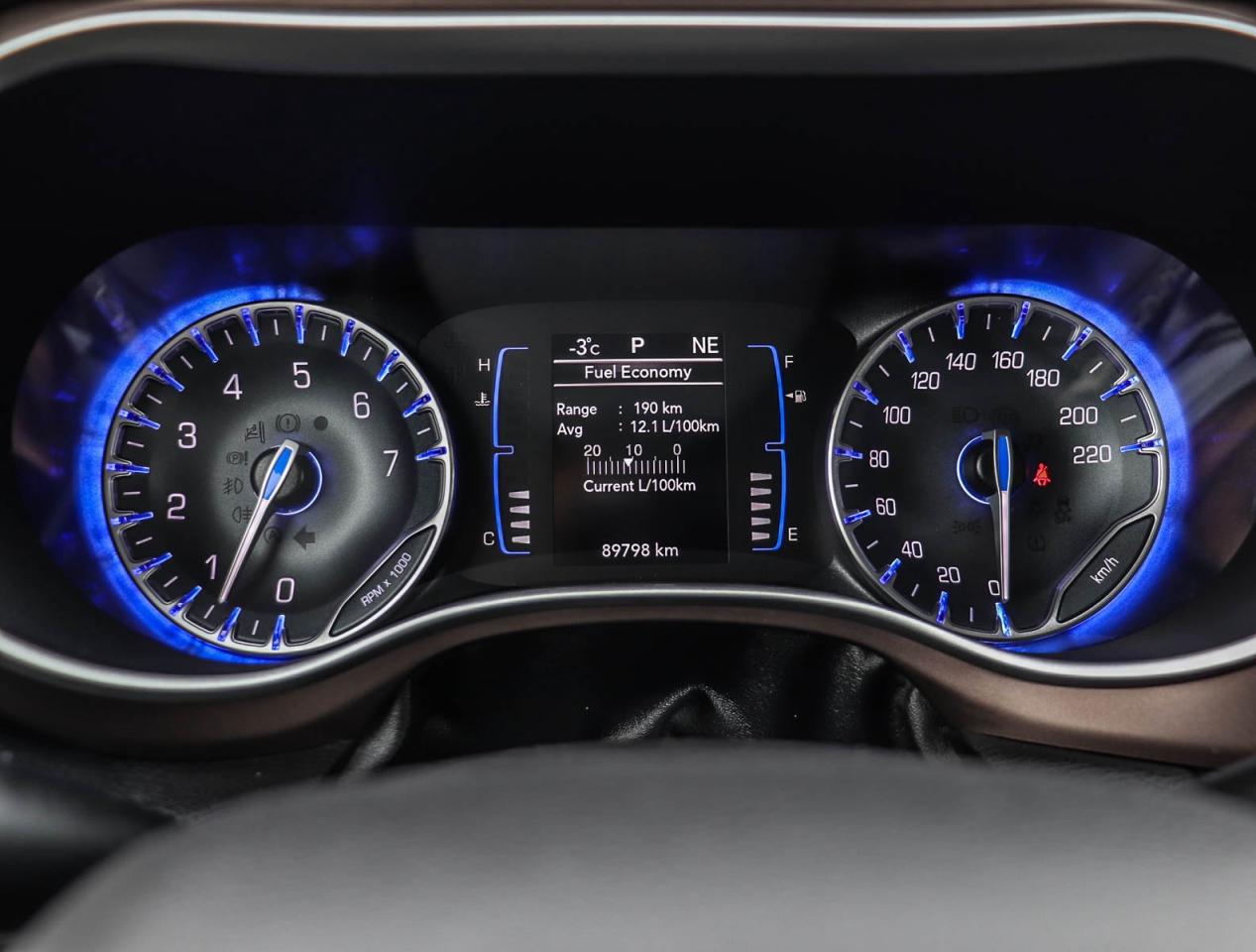 2021 Chrysler Grand Caravan SXT Photo