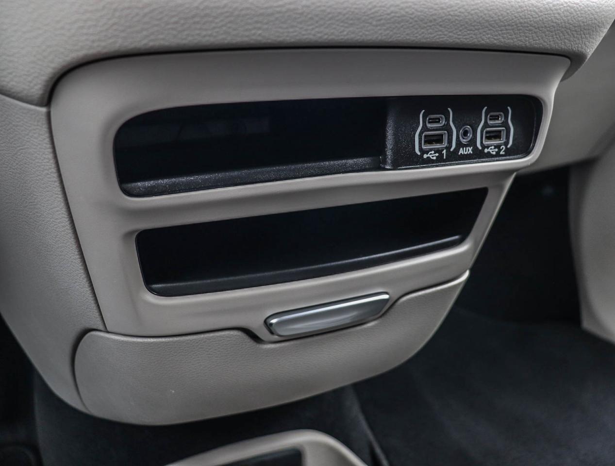 2021 Chrysler Grand Caravan SXT Photo