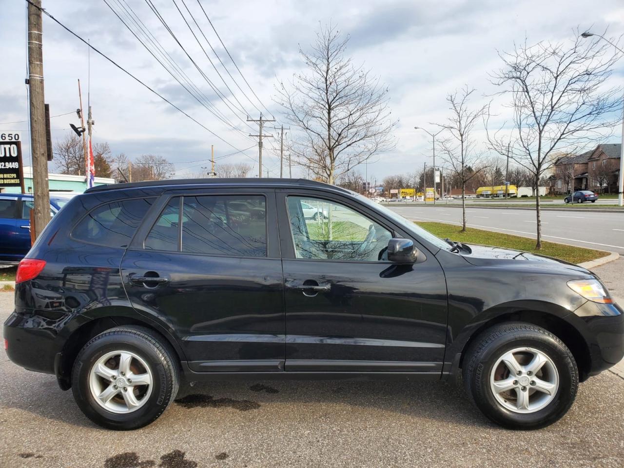 2009 Hyundai Santa Fe GLS Photo