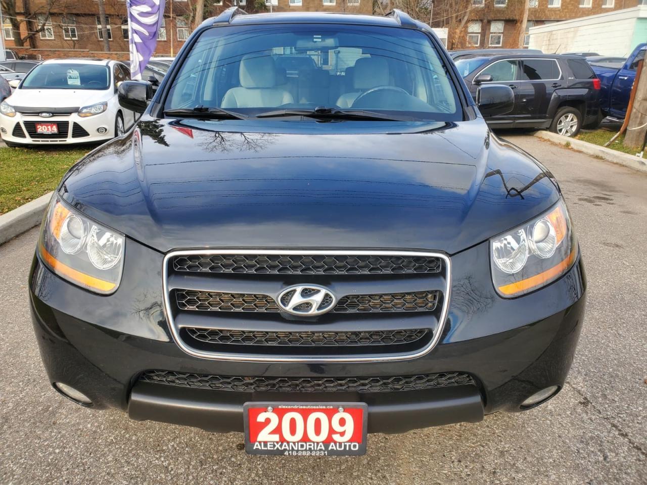 2009 Hyundai Santa Fe GLS Photo