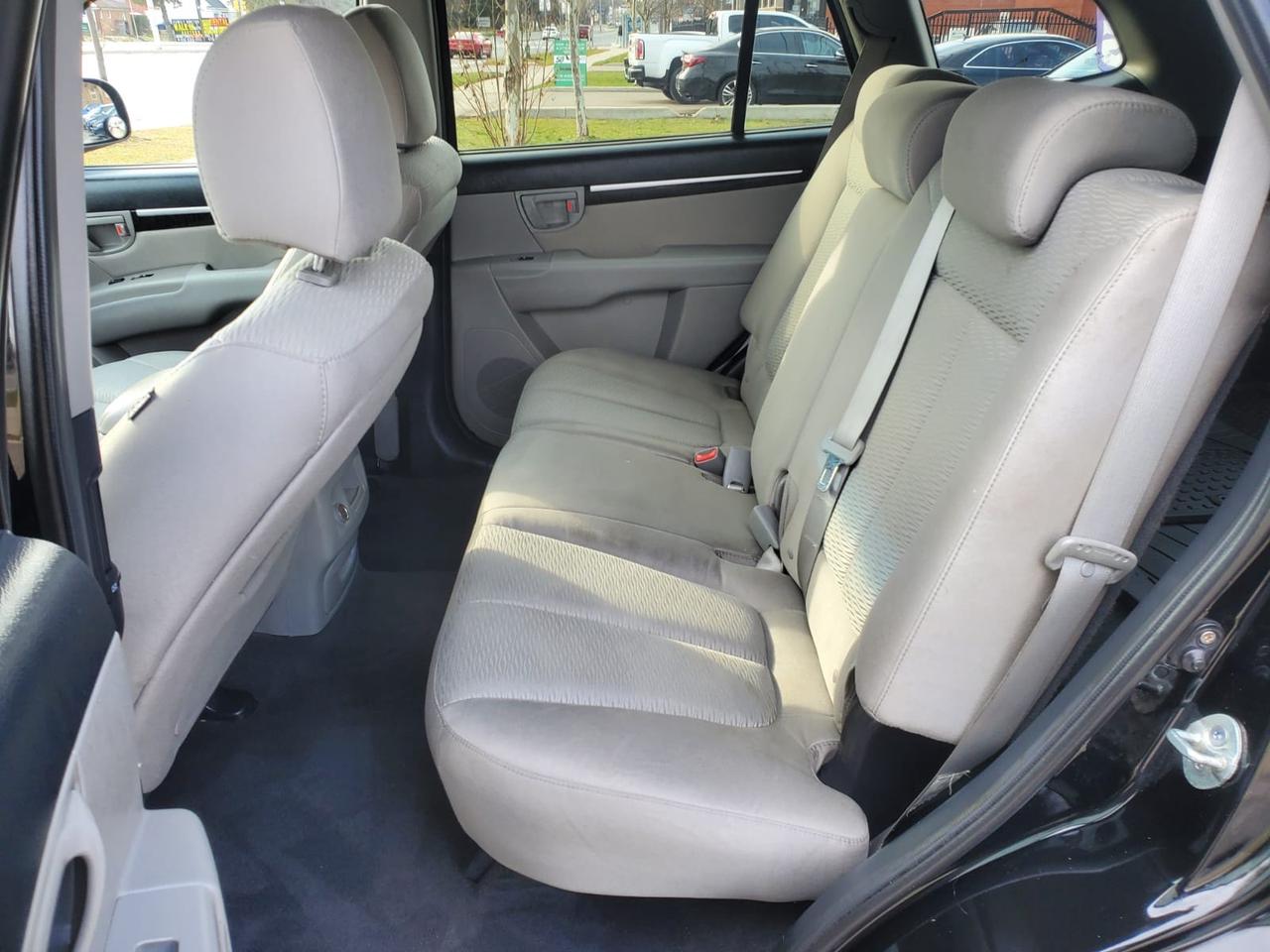 2009 Hyundai Santa Fe GLS Photo