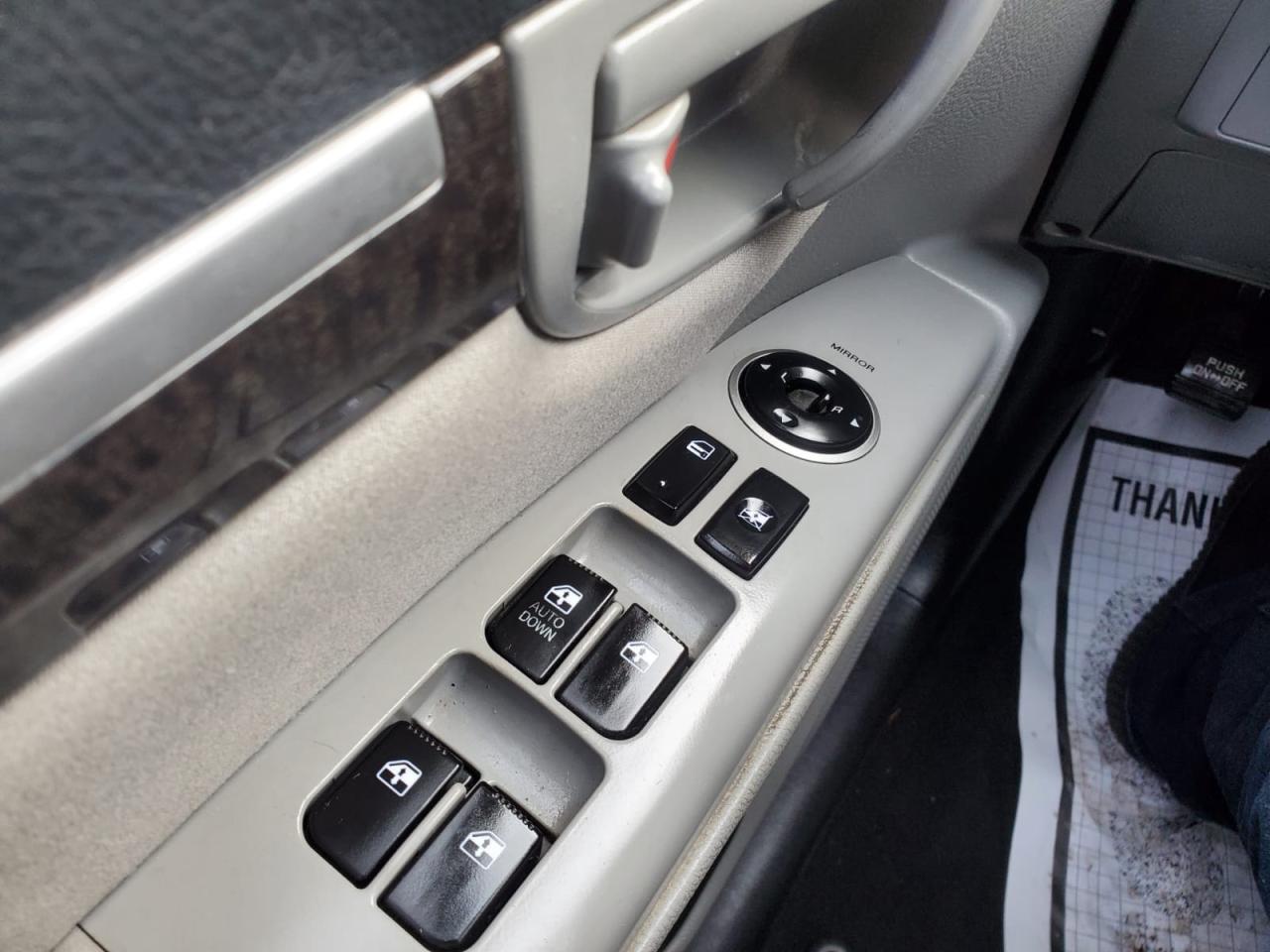 2009 Hyundai Santa Fe GLS Photo