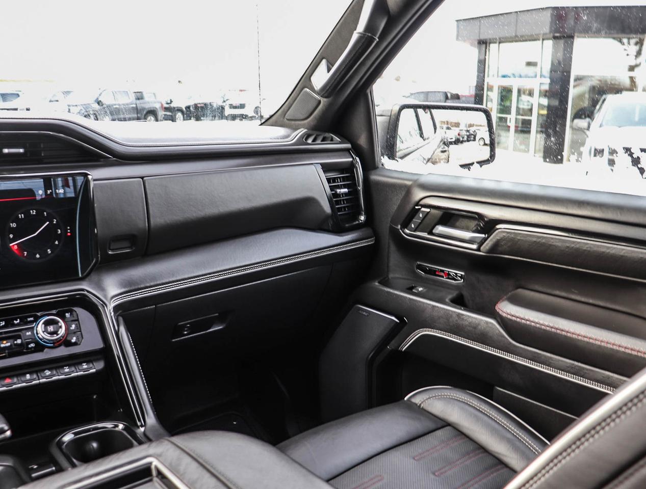 2022 GMC Sierra 1500 AT4X Photo