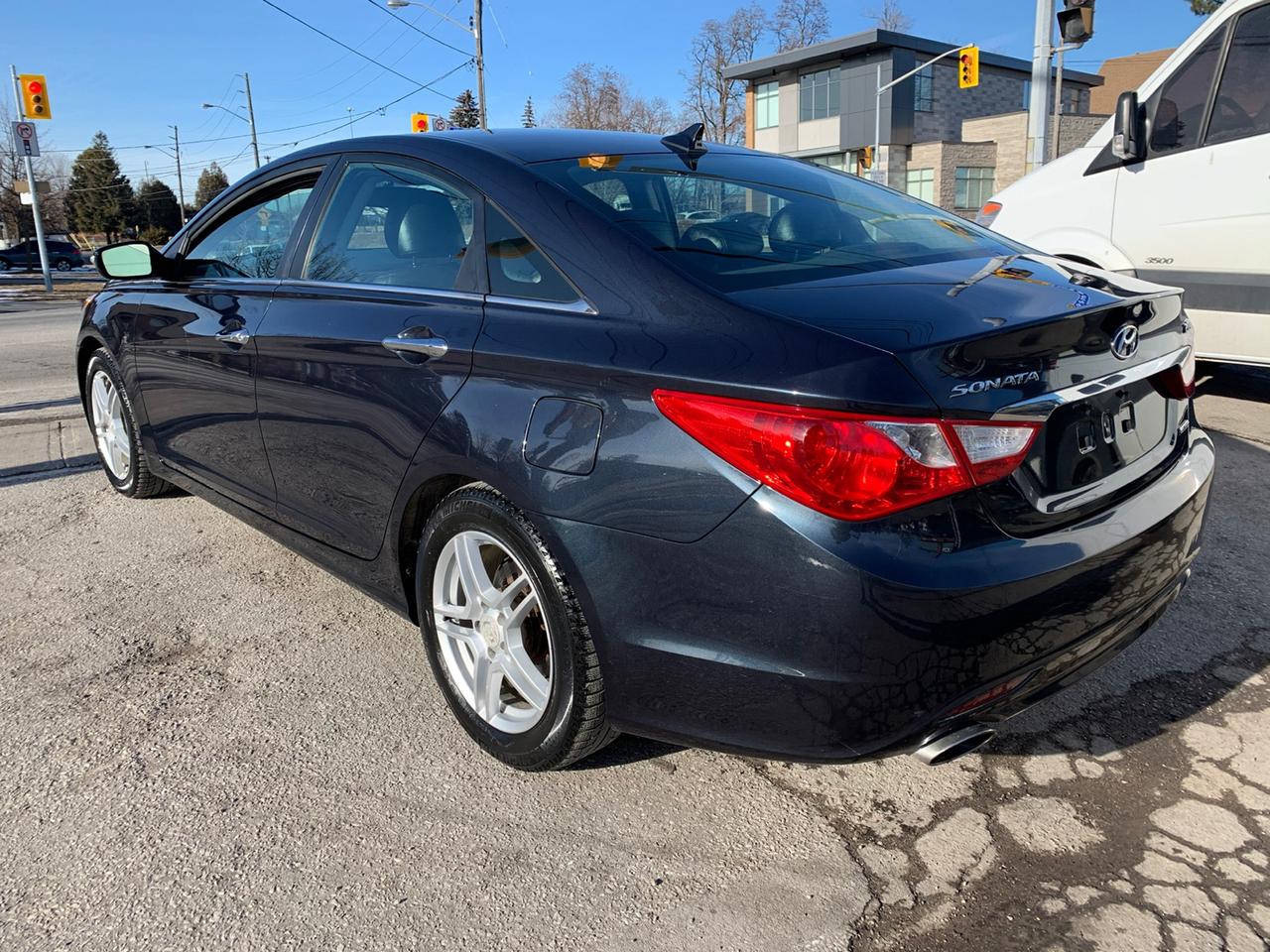 2013 Hyundai Sonata Limited Auto Photo