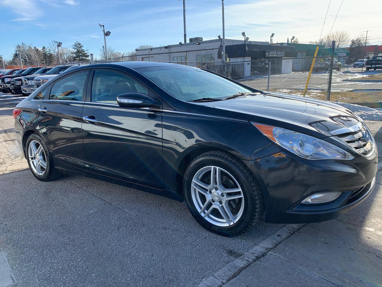 2013 Hyundai Sonata Limited Auto Photo