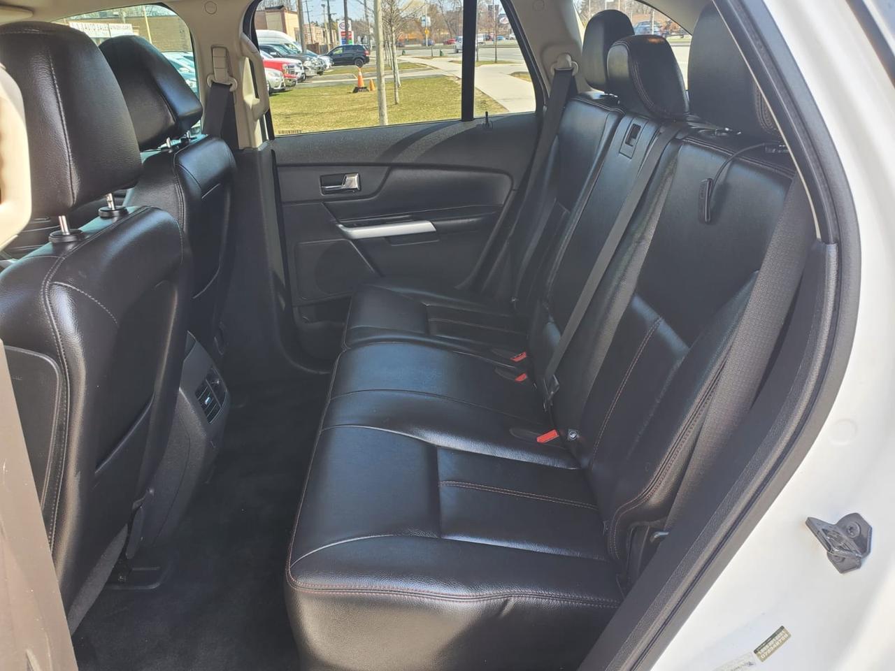 2013 Ford Edge SEL FWD Photo