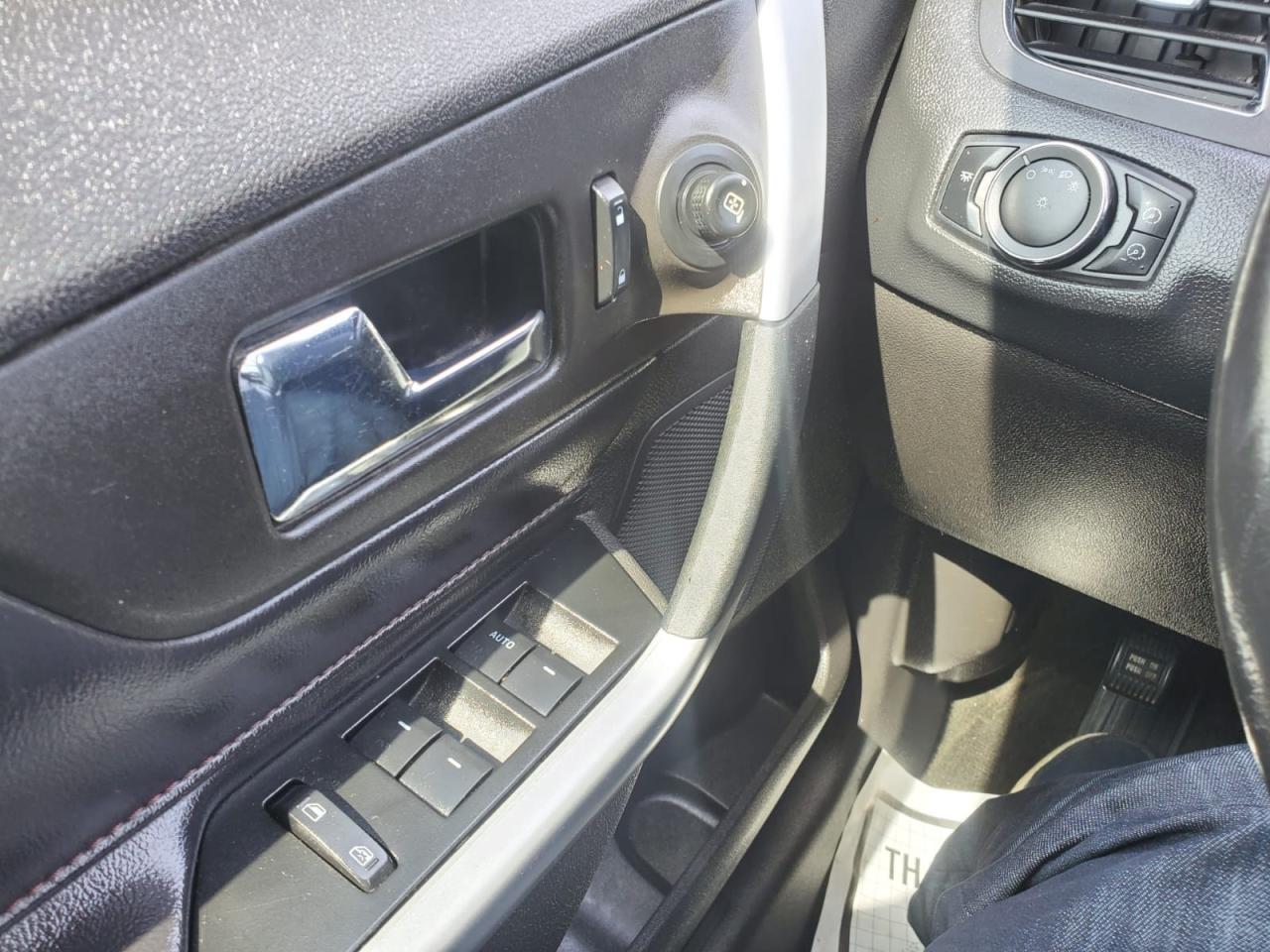 2013 Ford Edge SEL FWD Photo