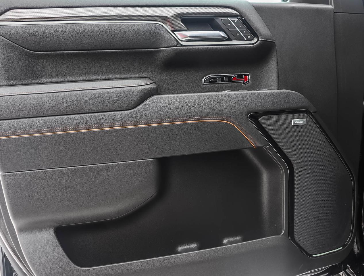 2025 GMC Sierra 1500 AT4 Photo