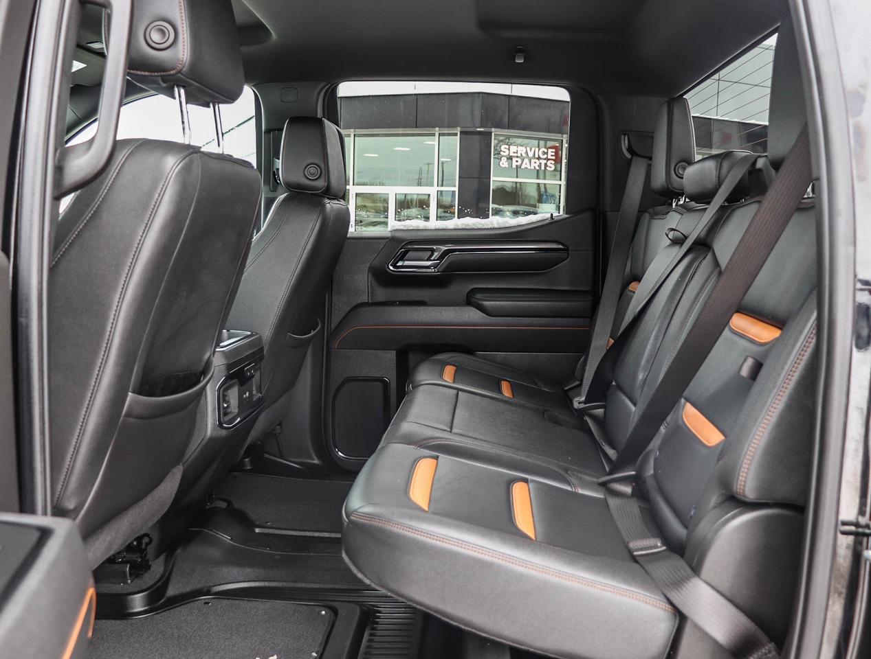 2025 GMC Sierra 1500 AT4 Photo