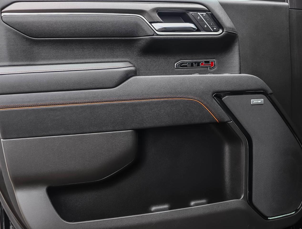 2025 GMC Sierra 1500 AT4 Photo