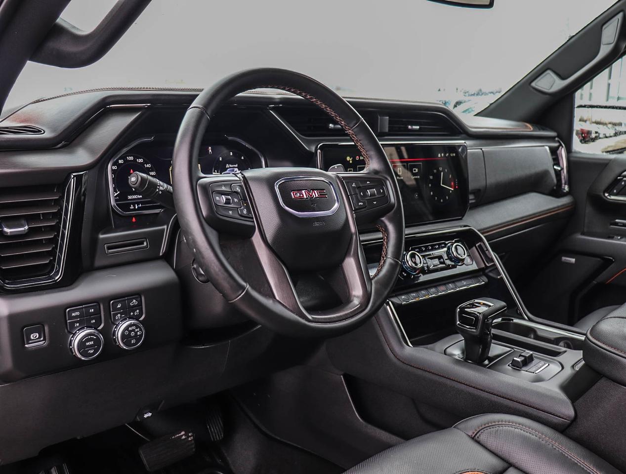 2025 GMC Sierra 1500 AT4 Photo