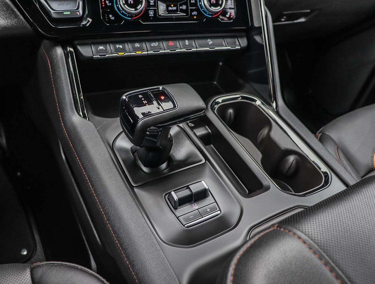 2025 GMC Sierra 1500 AT4 Photo