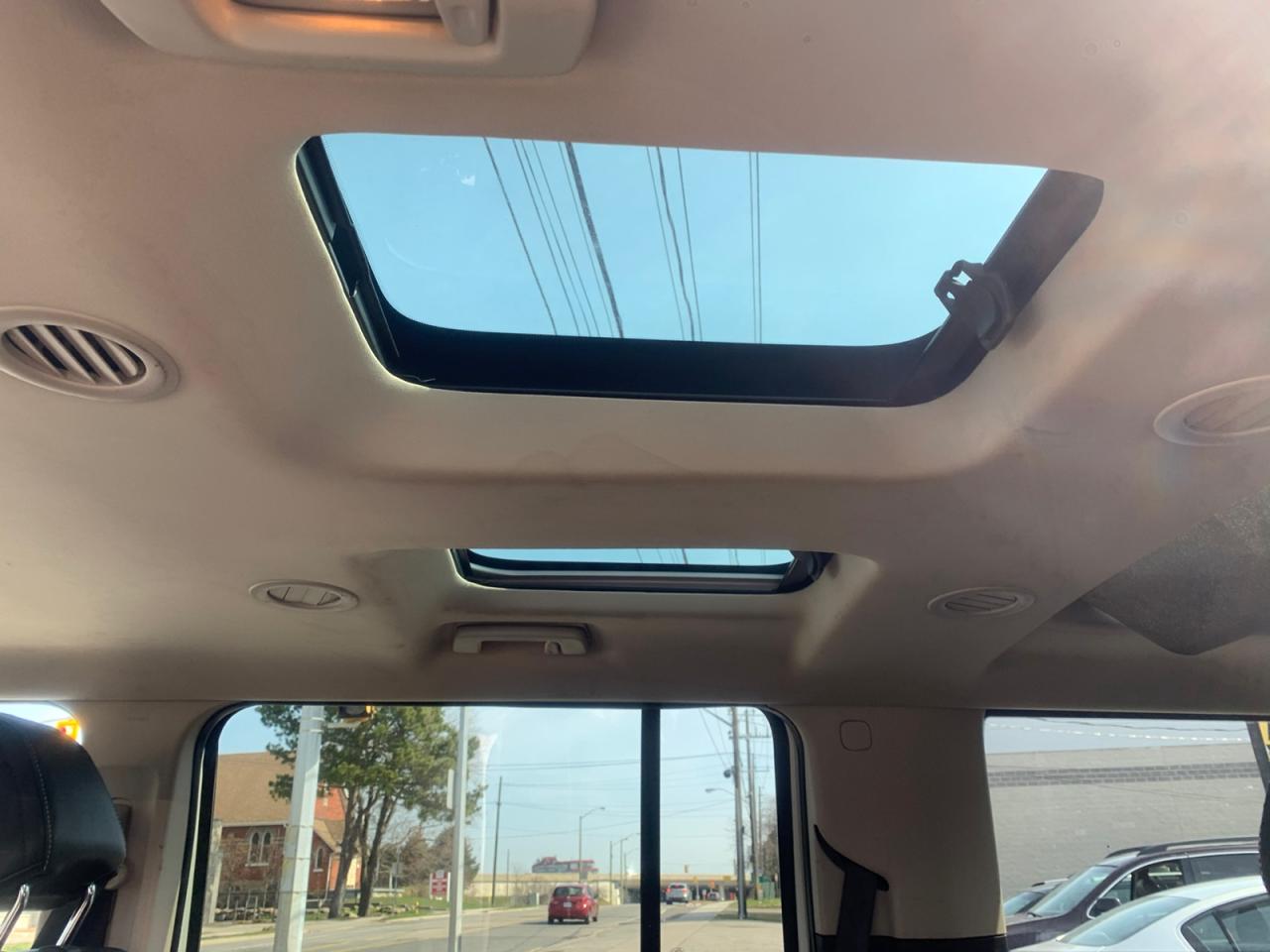 2011 Ford Flex Limited AWD Photo