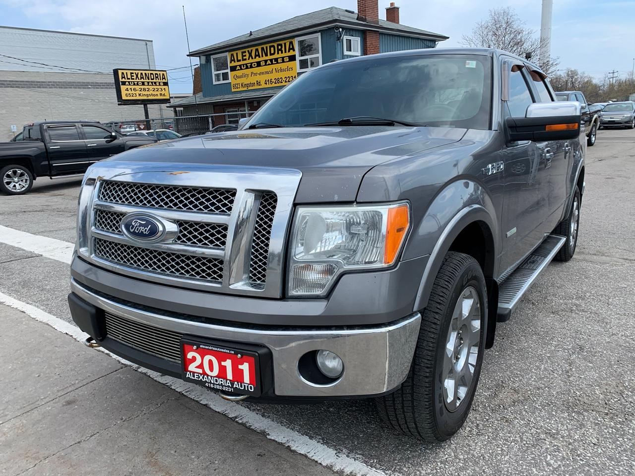 2011 Ford F-150 Lariat SuperCrew 5.5-ft. Bed 4WD Photo5