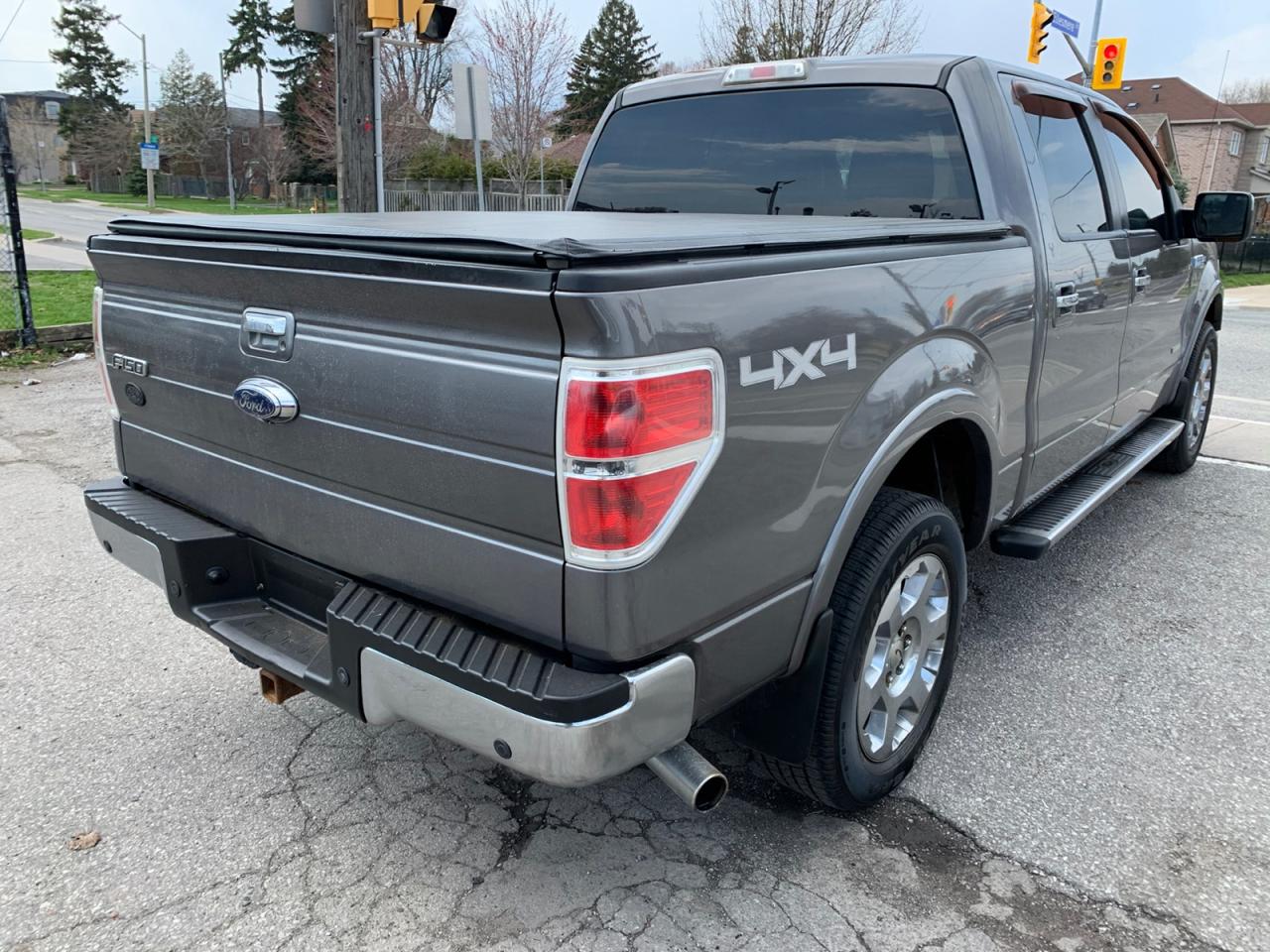 2011 Ford F-150 Lariat SuperCrew 5.5-ft. Bed 4WD Photo