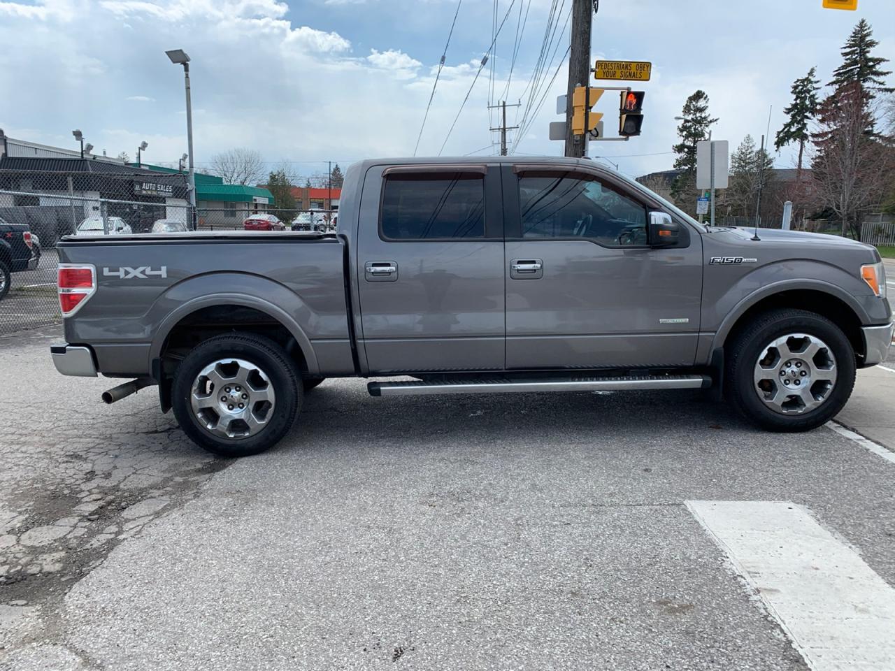 2011 Ford F-150 Lariat SuperCrew 5.5-ft. Bed 4WD Photo
