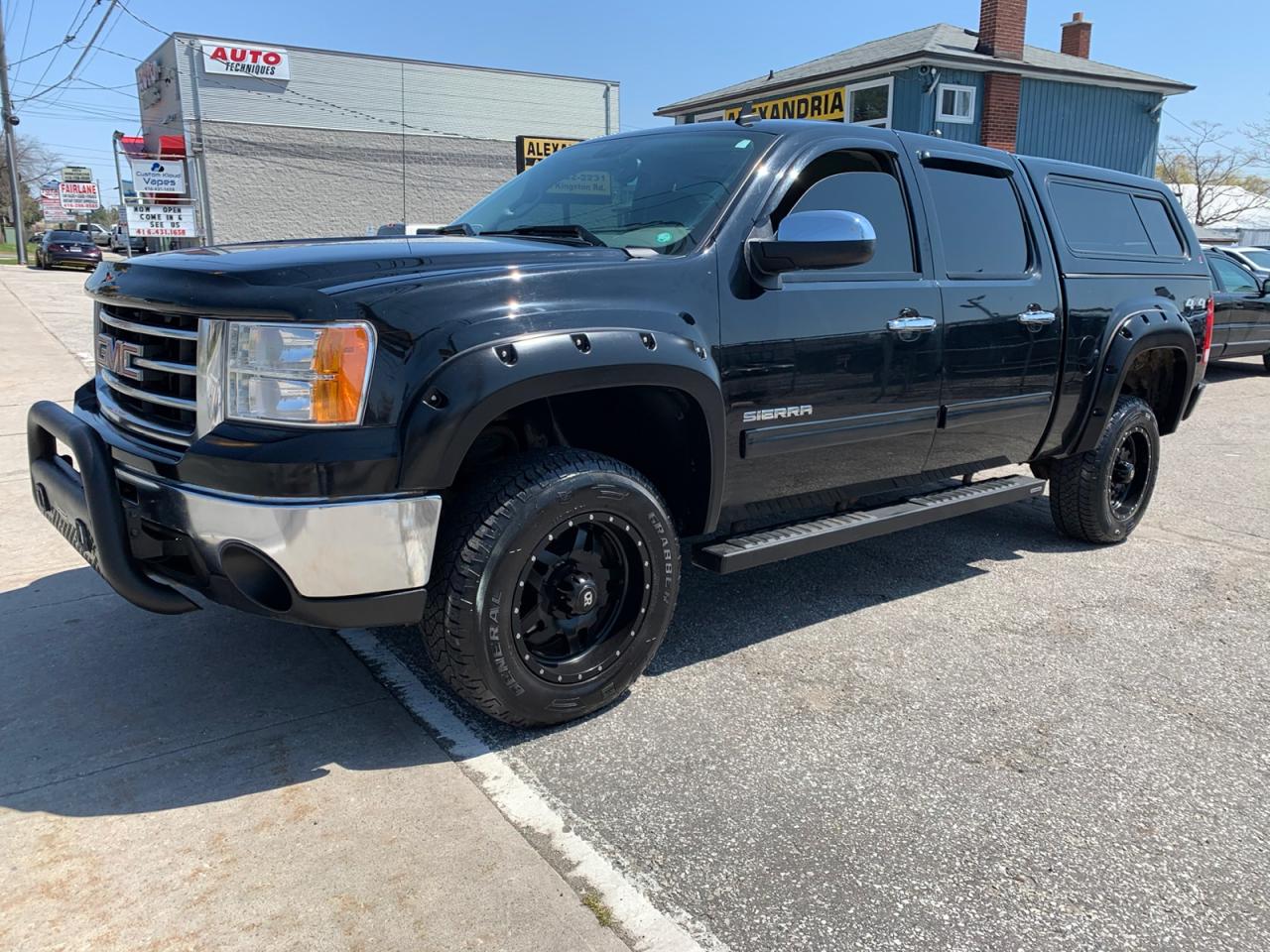 2013 GMC Sierra 1500 SL Crew Cab 4WD Photo