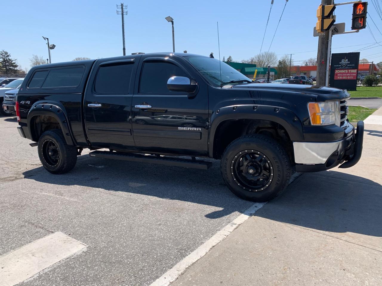 2013 GMC Sierra 1500 SL Crew Cab 4WD Photo