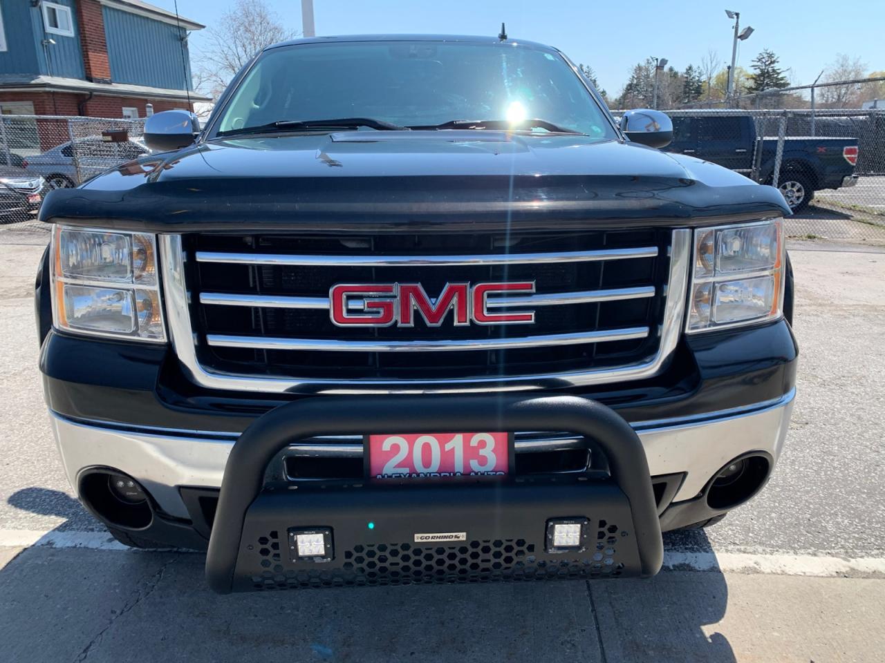 2013 GMC Sierra 1500 SL Crew Cab 4WD Photo
