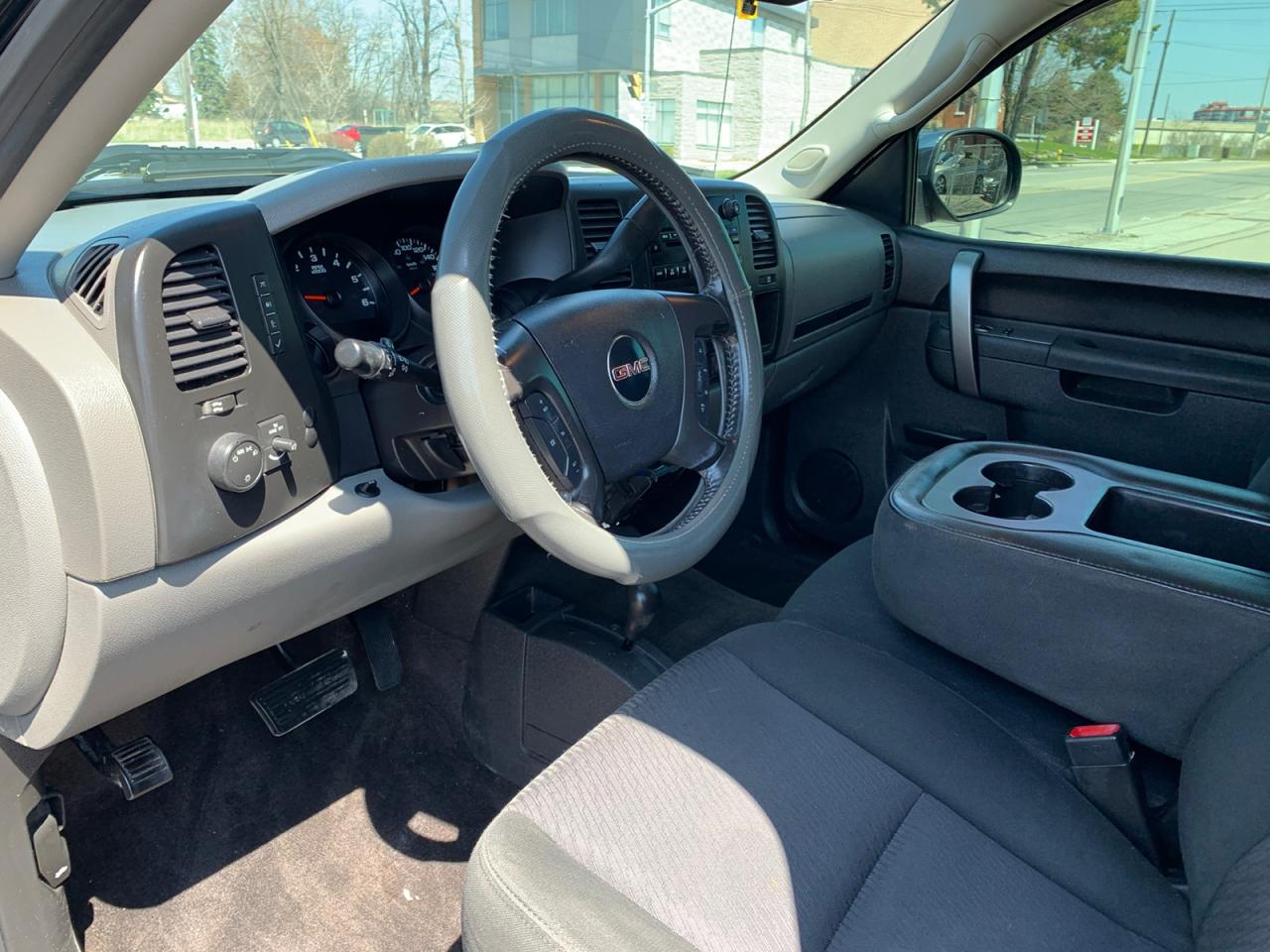 2013 GMC Sierra 1500 SL Crew Cab 4WD Photo