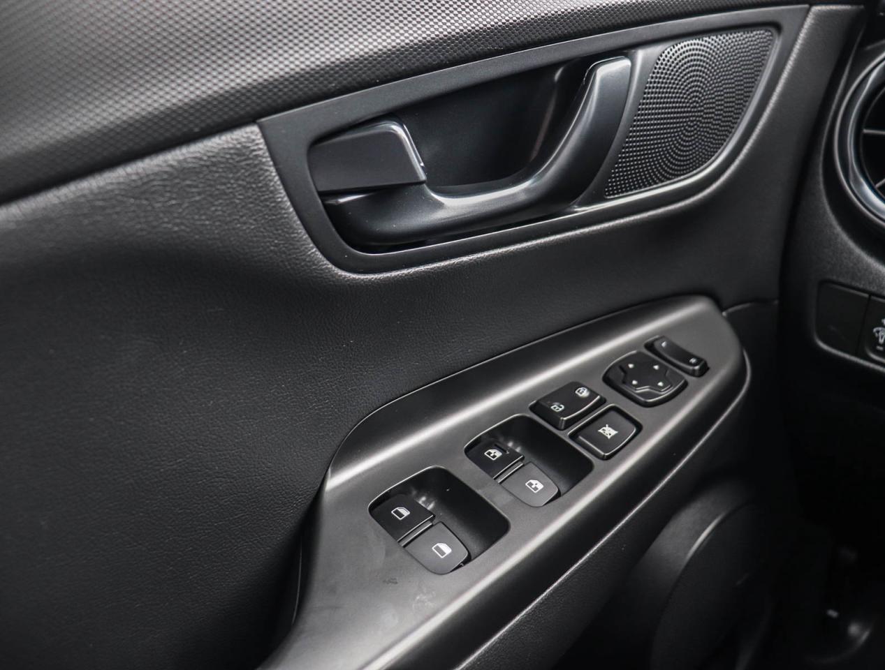 2023 Hyundai KONA N Line Photo