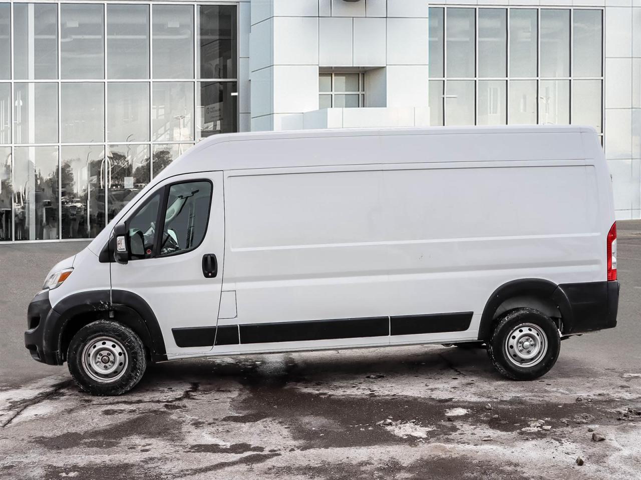 2023 RAM ProMaster Cargo Van BASE Photo4
