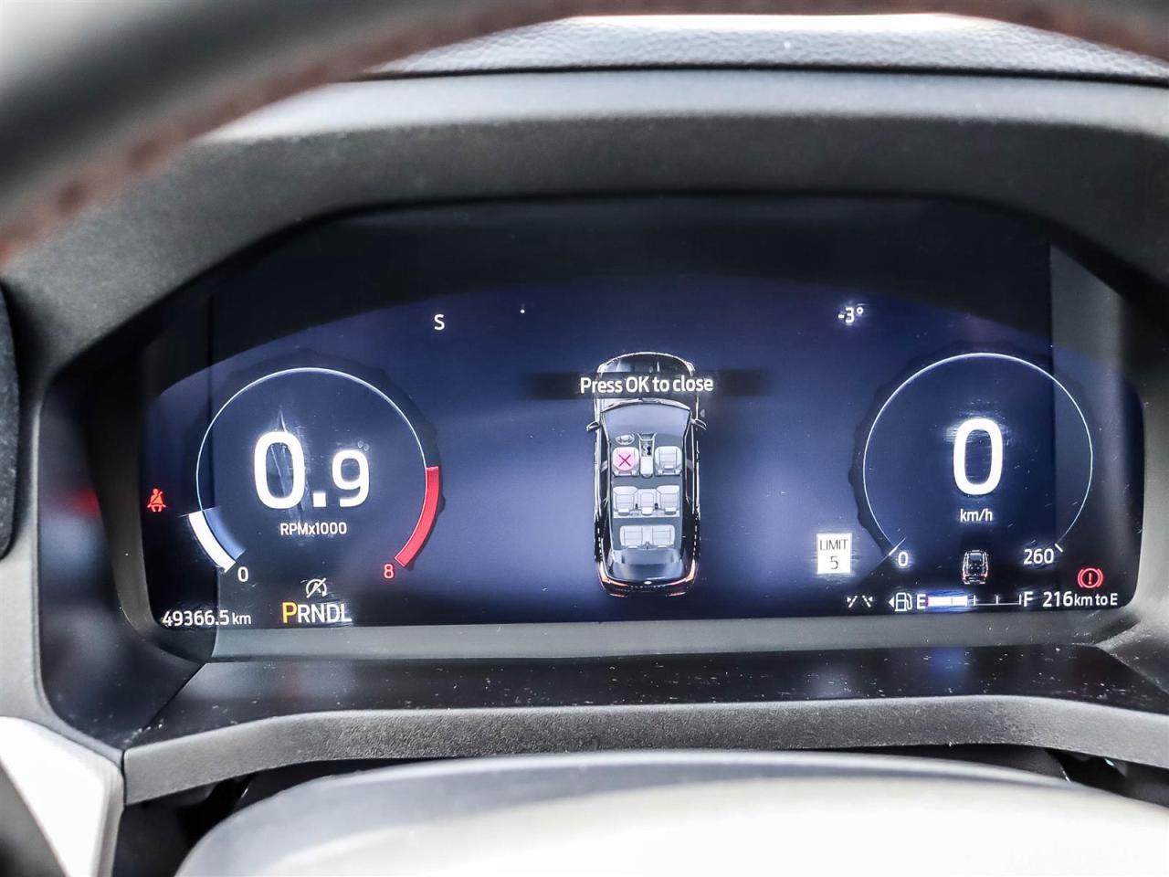 2025 Ford Explorer Active Photo