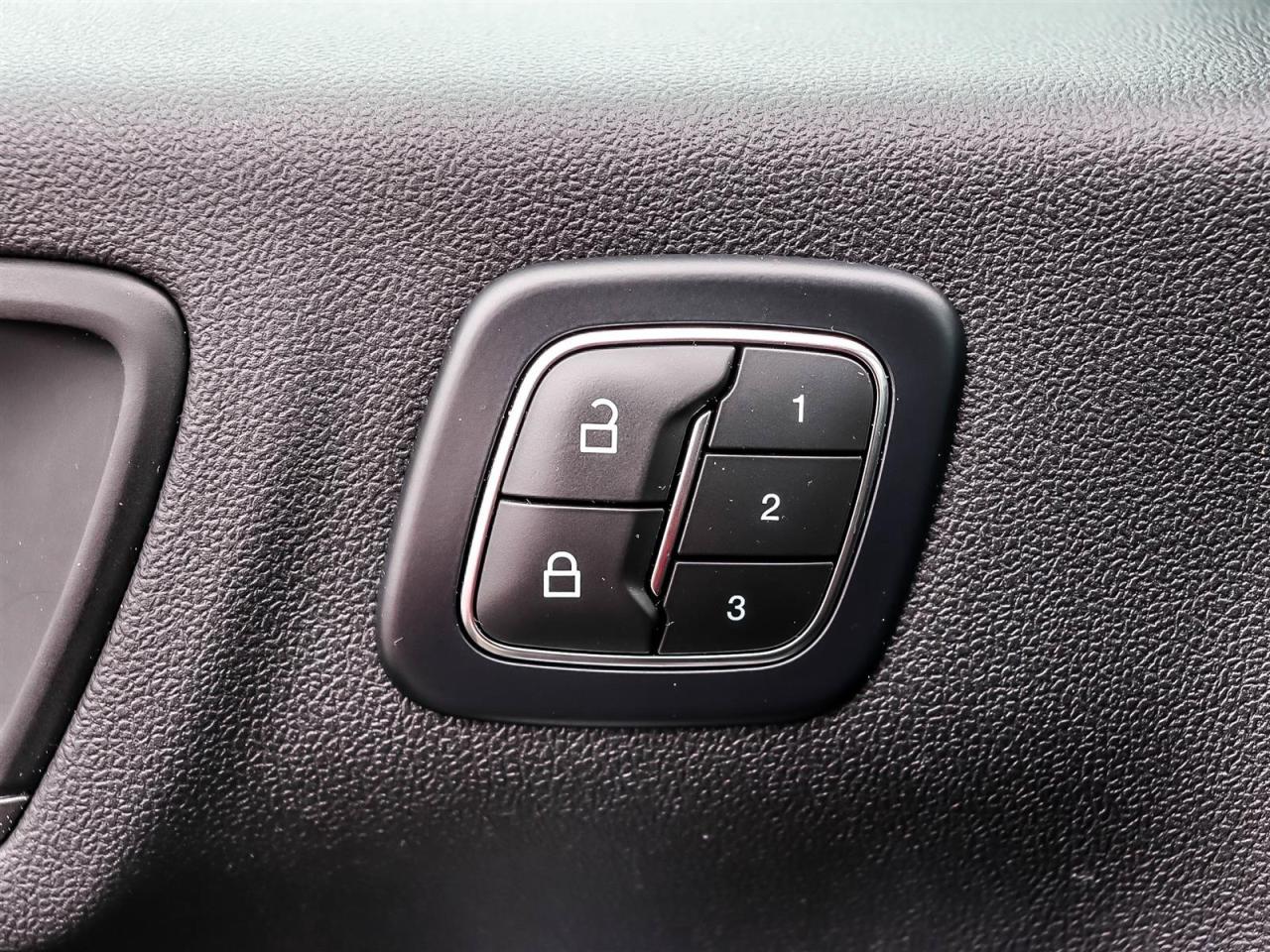 2025 Ford Escape Active Photo