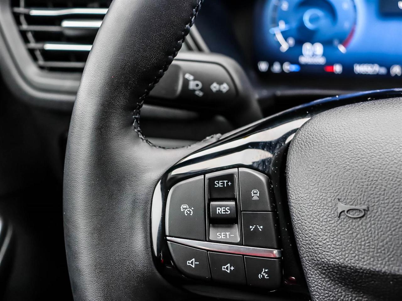 2025 Ford Escape Active Photo