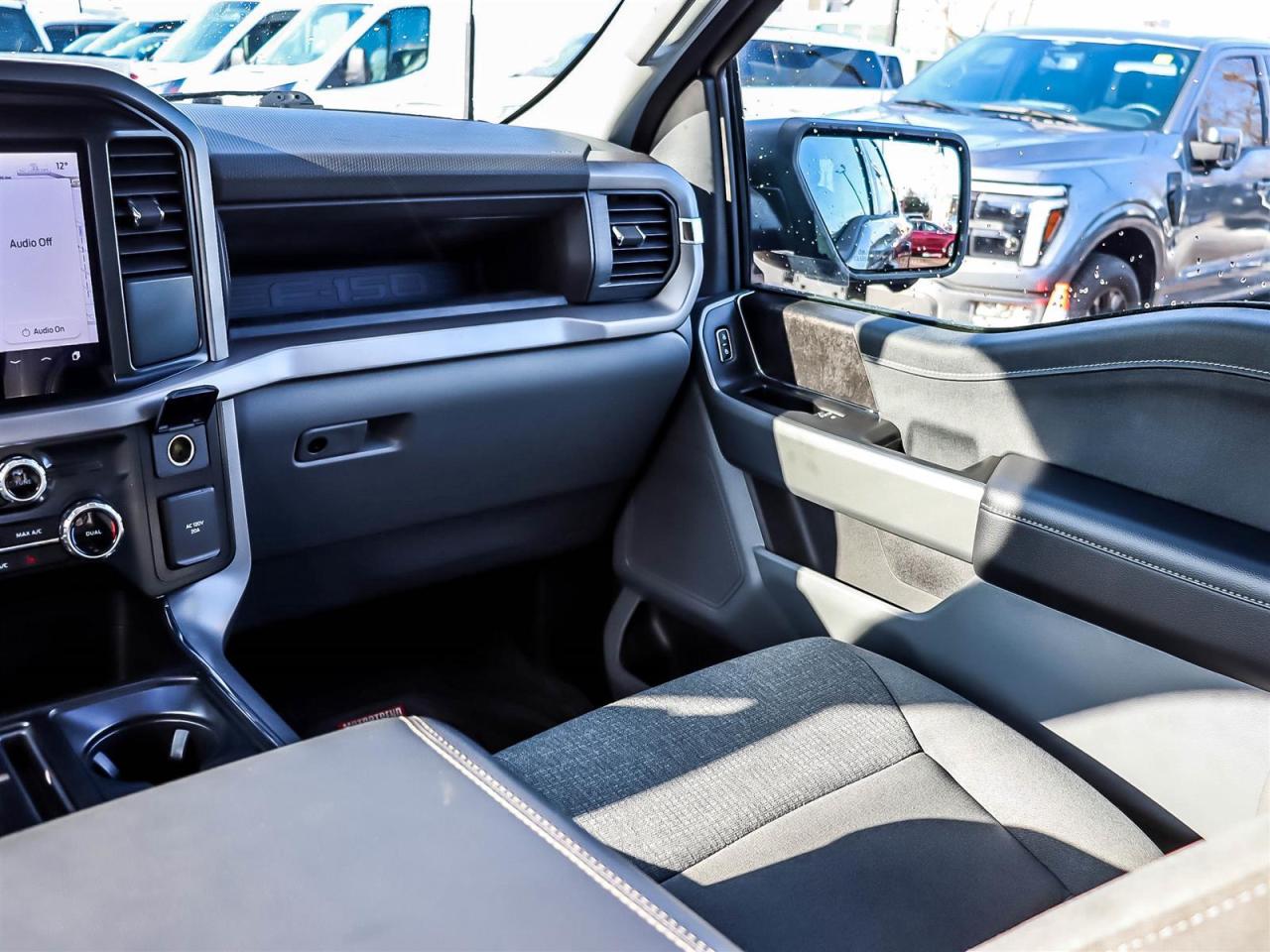 2025 Ford F-150 Lightning XLT Photo