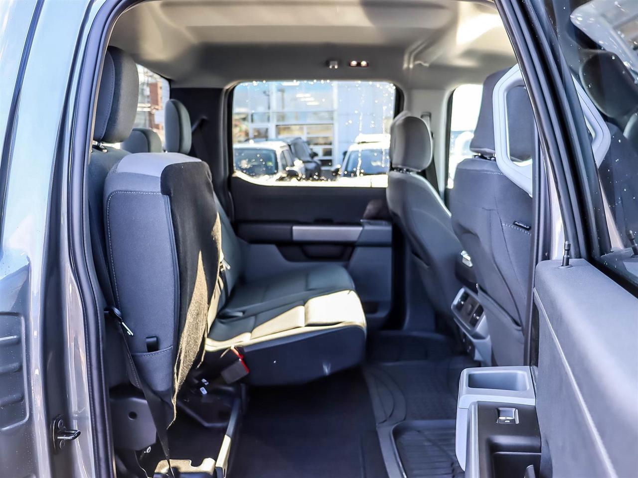 2025 Ford F-150 Lightning XLT Photo