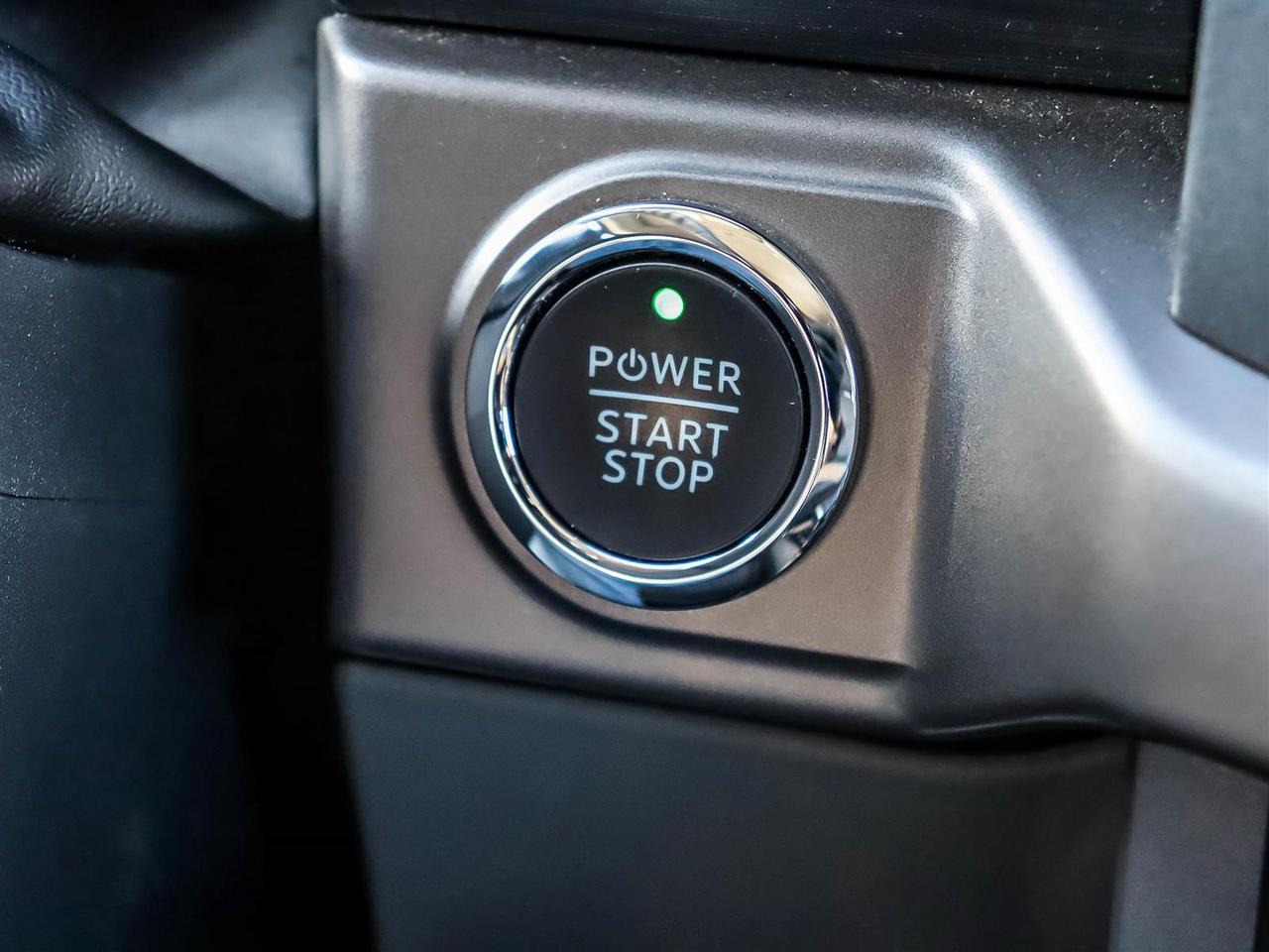 2025 Ford F-150 Lightning XLT Photo