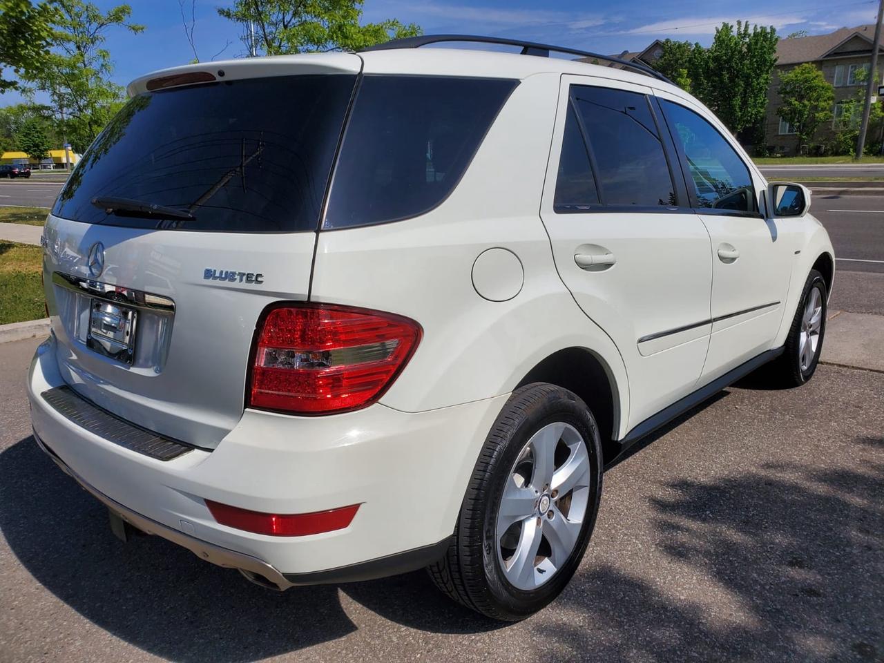 2009 Mercedes-Benz ML320 ML320 BlueTEC Photo
