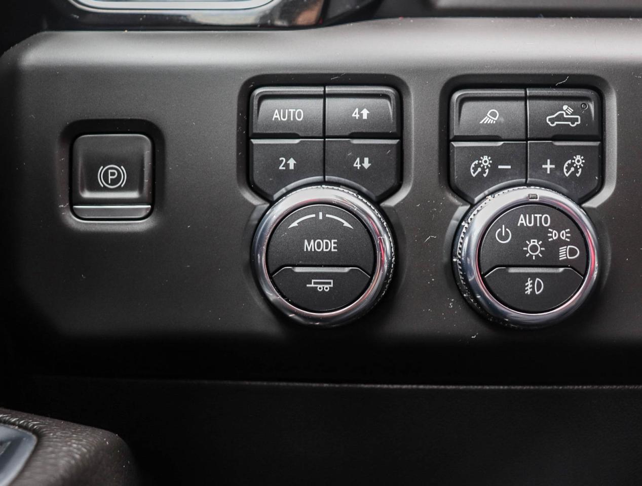 2023 GMC Sierra 1500 Denali Photo