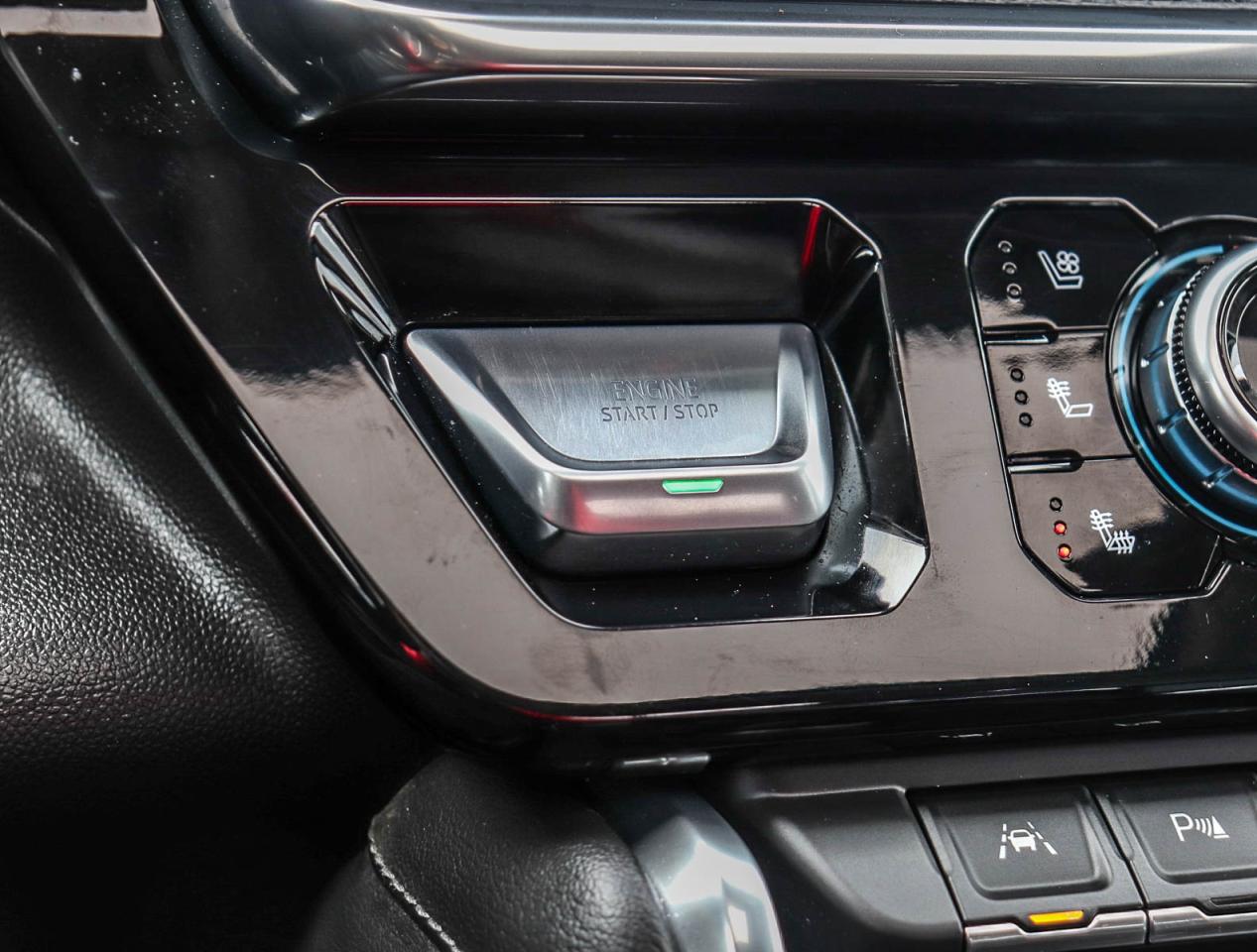 2023 GMC Sierra 1500 Denali Photo