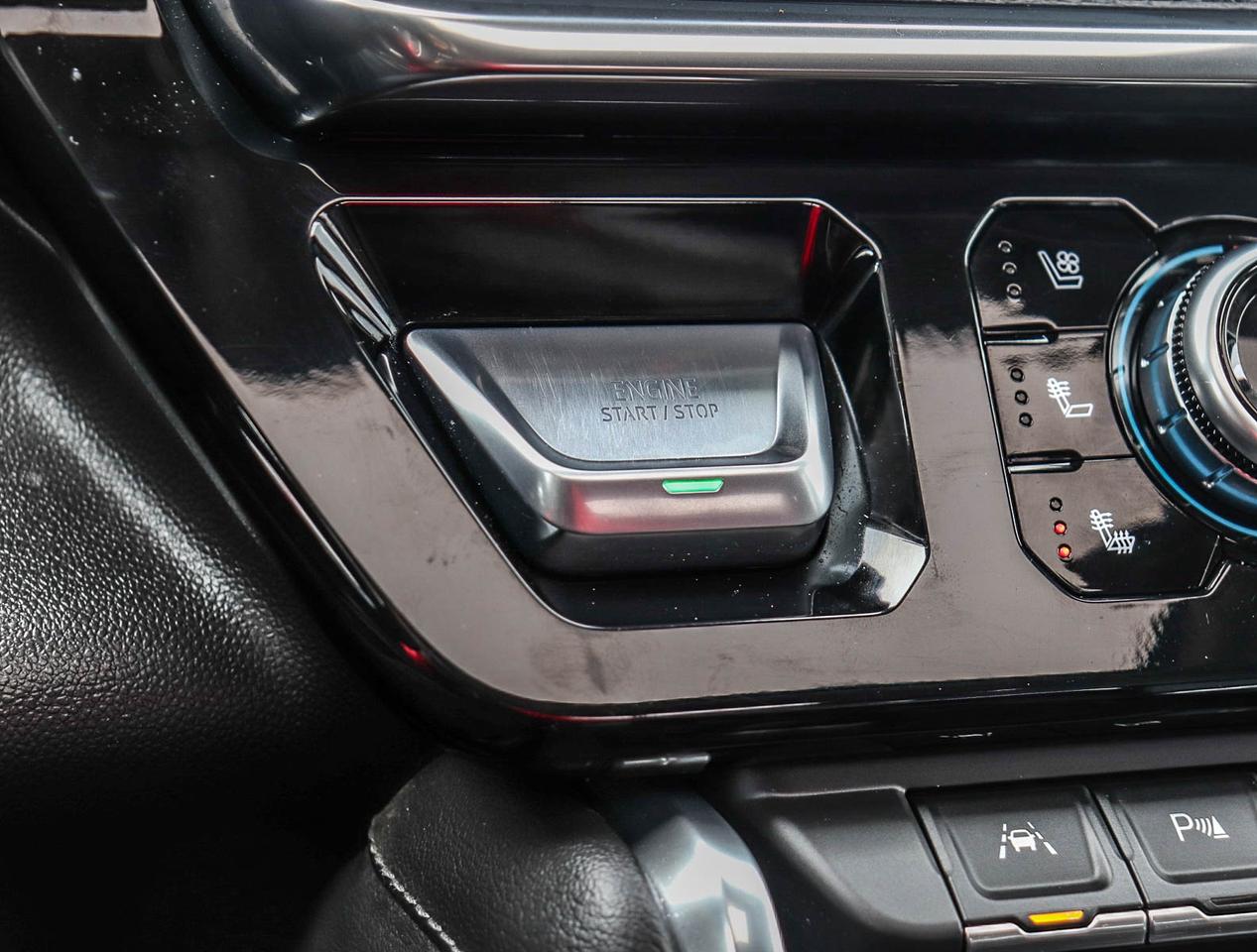 2023 GMC Sierra 1500 Denali Photo