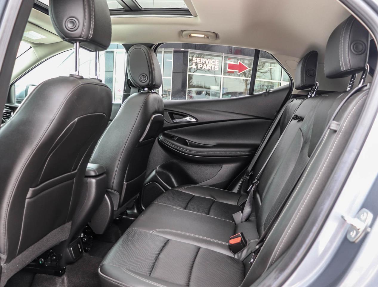 2022 Buick Encore GX Essence Photo