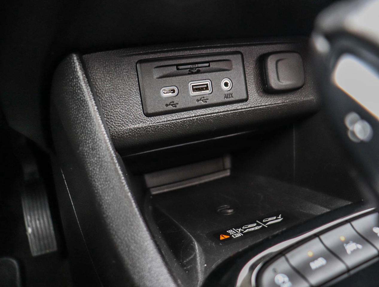 2022 Buick Encore GX Essence Photo