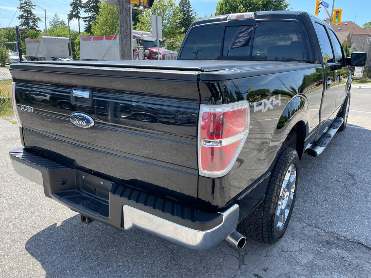 2009 Ford F-150 XLT SuperCrew 6.5-ft. Bed 4WD Photo