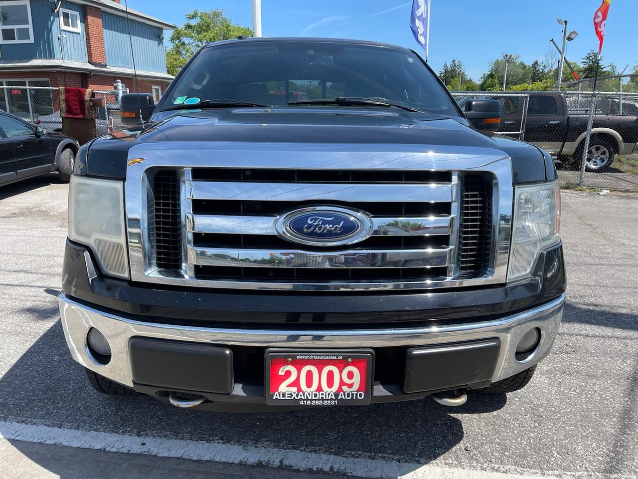 2009 Ford F-150 XLT SuperCrew 6.5-ft. Bed 4WD Photo