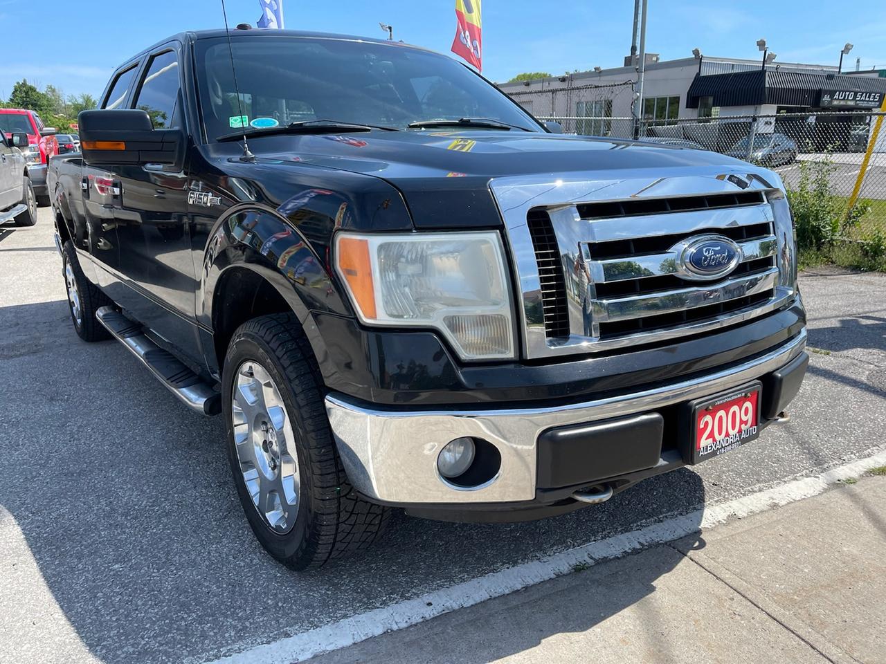 2009 Ford F-150 XLT SuperCrew 6.5-ft. Bed 4WD Photo