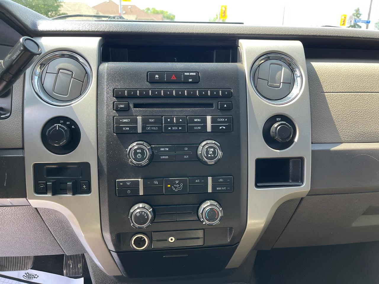 2009 Ford F-150 XLT SuperCrew 6.5-ft. Bed 4WD Photo