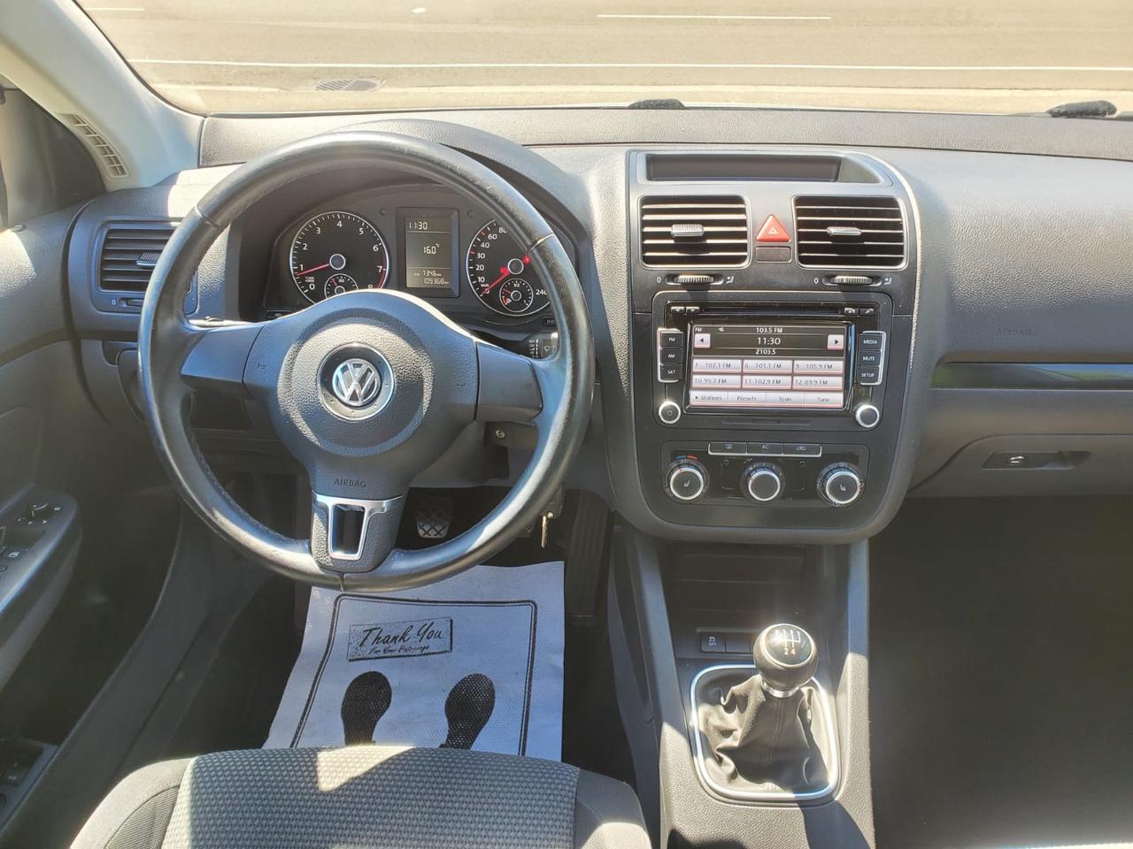 2010 Volkswagen Jetta SE Photo