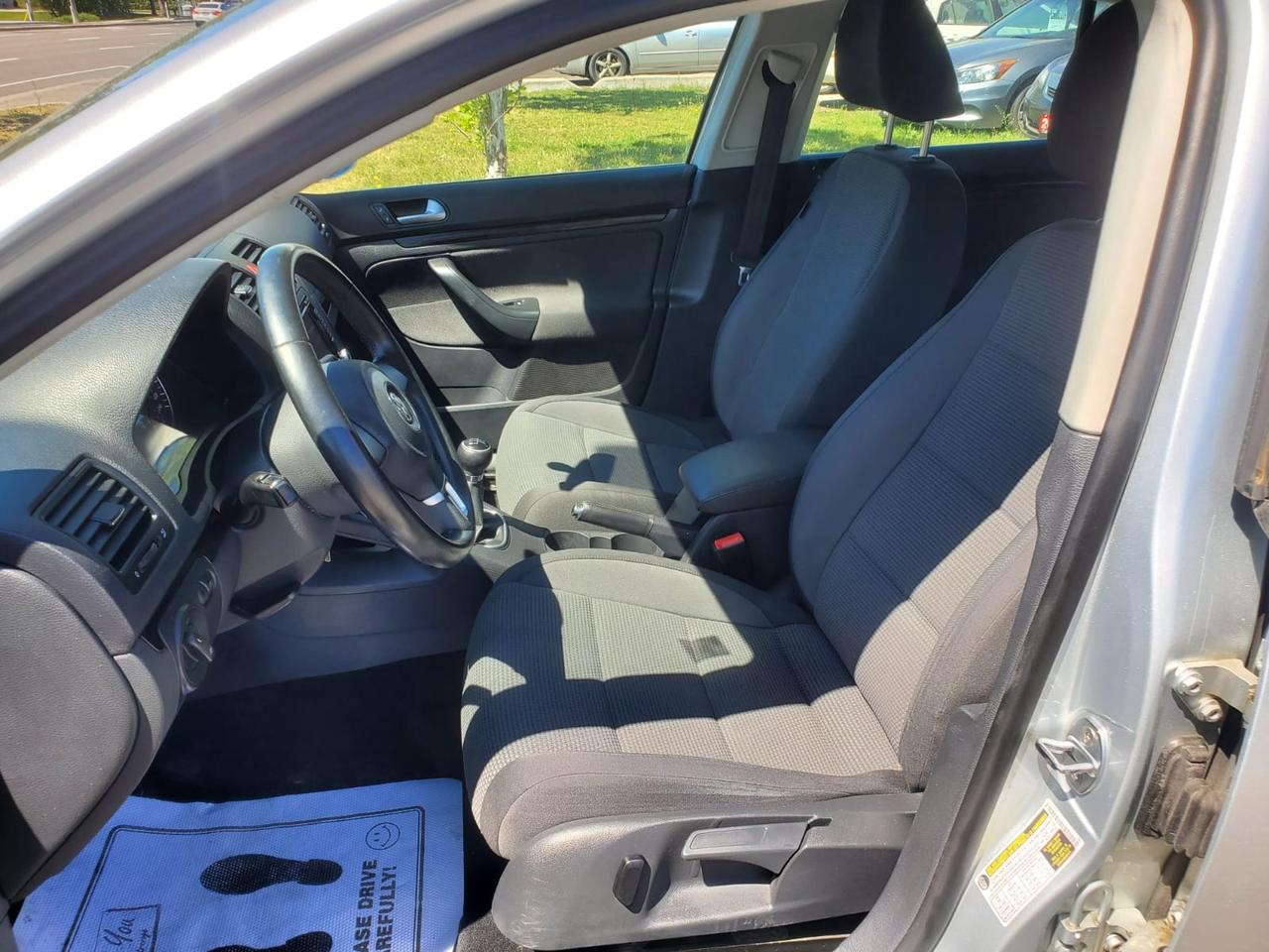 2010 Volkswagen Jetta SE Photo
