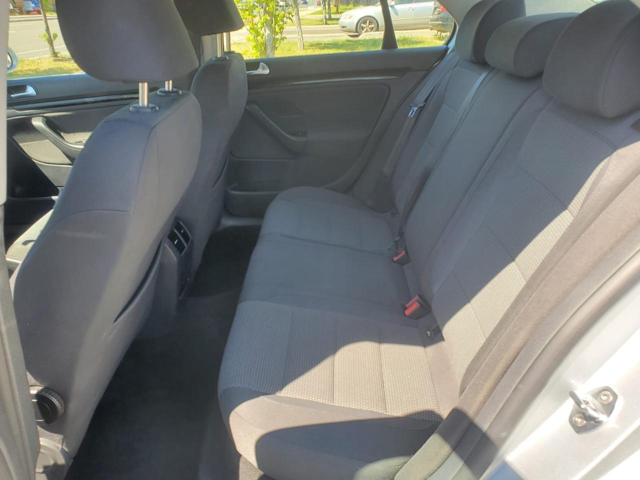 2010 Volkswagen Jetta SE Photo