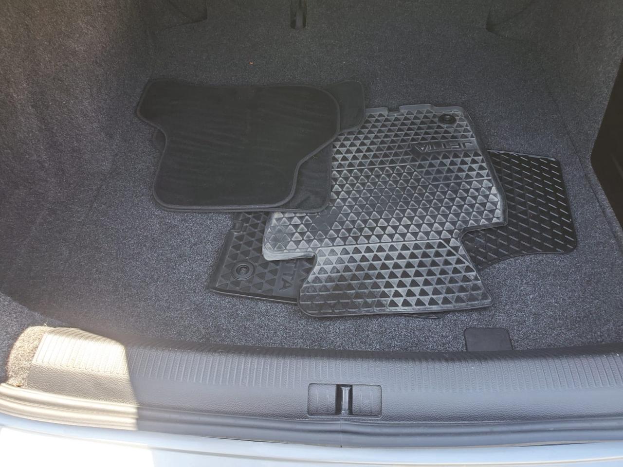 2010 Volkswagen Jetta SE Photo